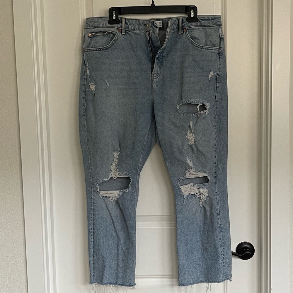Straight leg jean